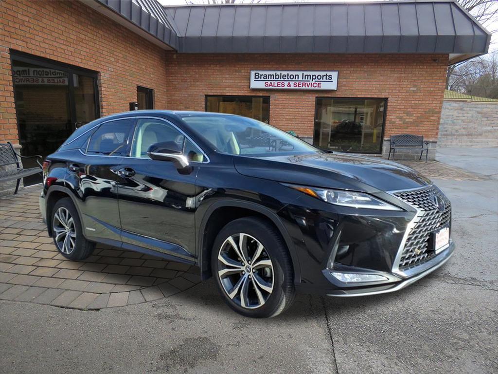 2022 Lexus RX 450h .