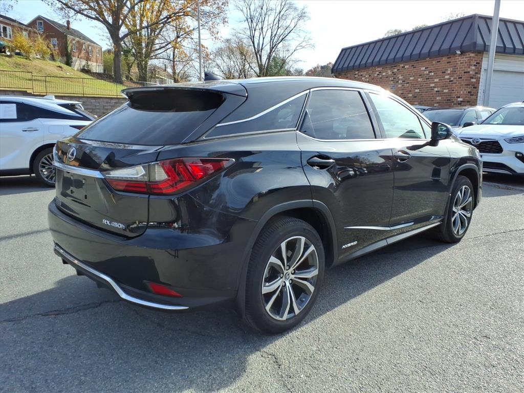 2022 Lexus RX 450h .