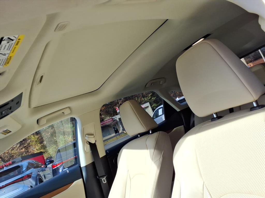 2022 Lexus RX 450h . Roanoke VA