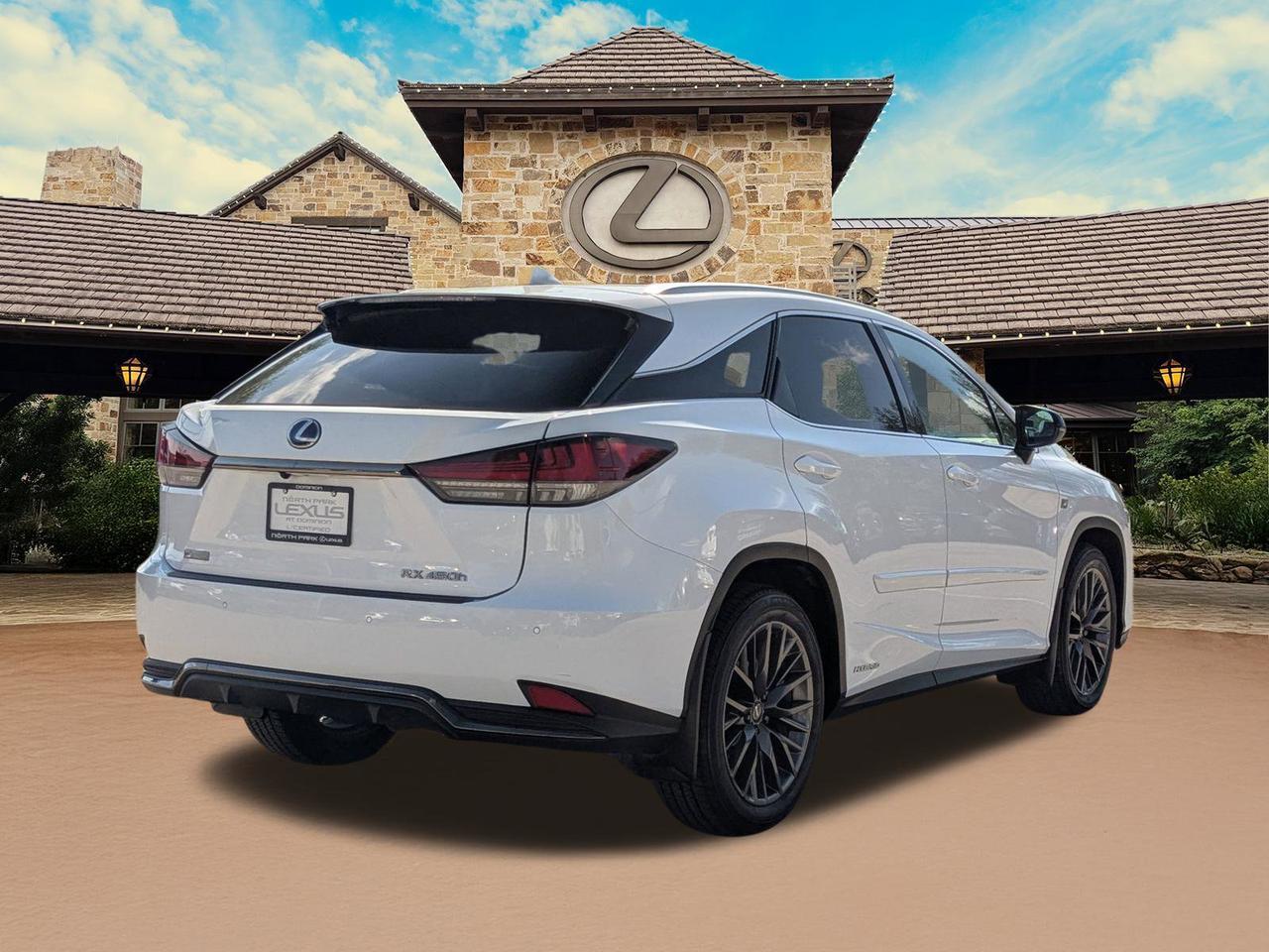 2022 Lexus RX 450h F SPORT Handling