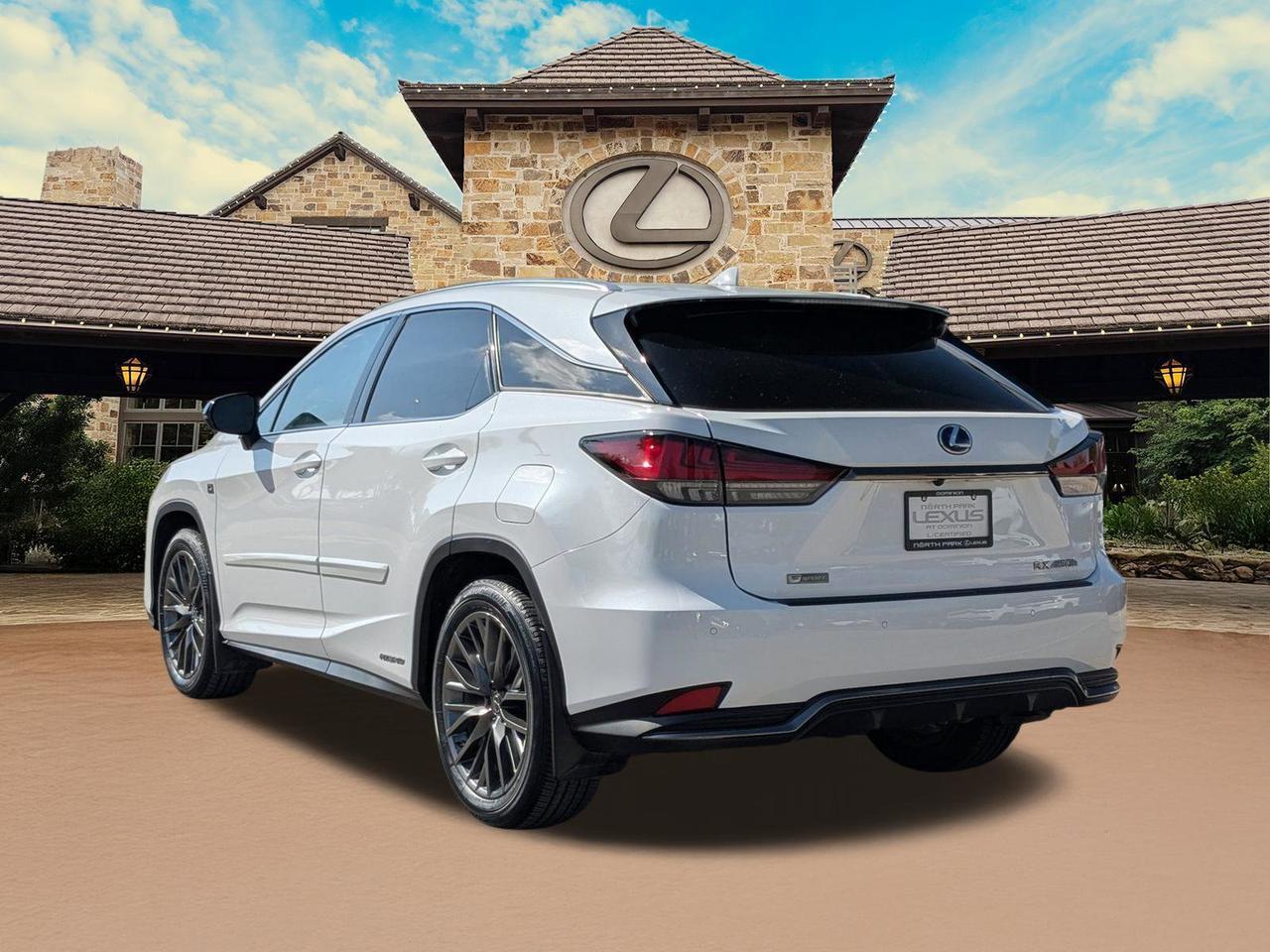2022 Lexus RX 450h F SPORT Handling