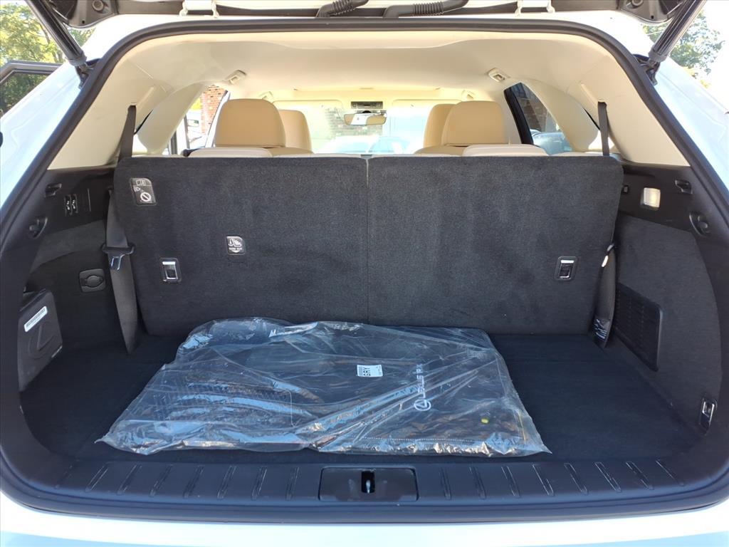 2022 Lexus RX 450hL . Roanoke VA