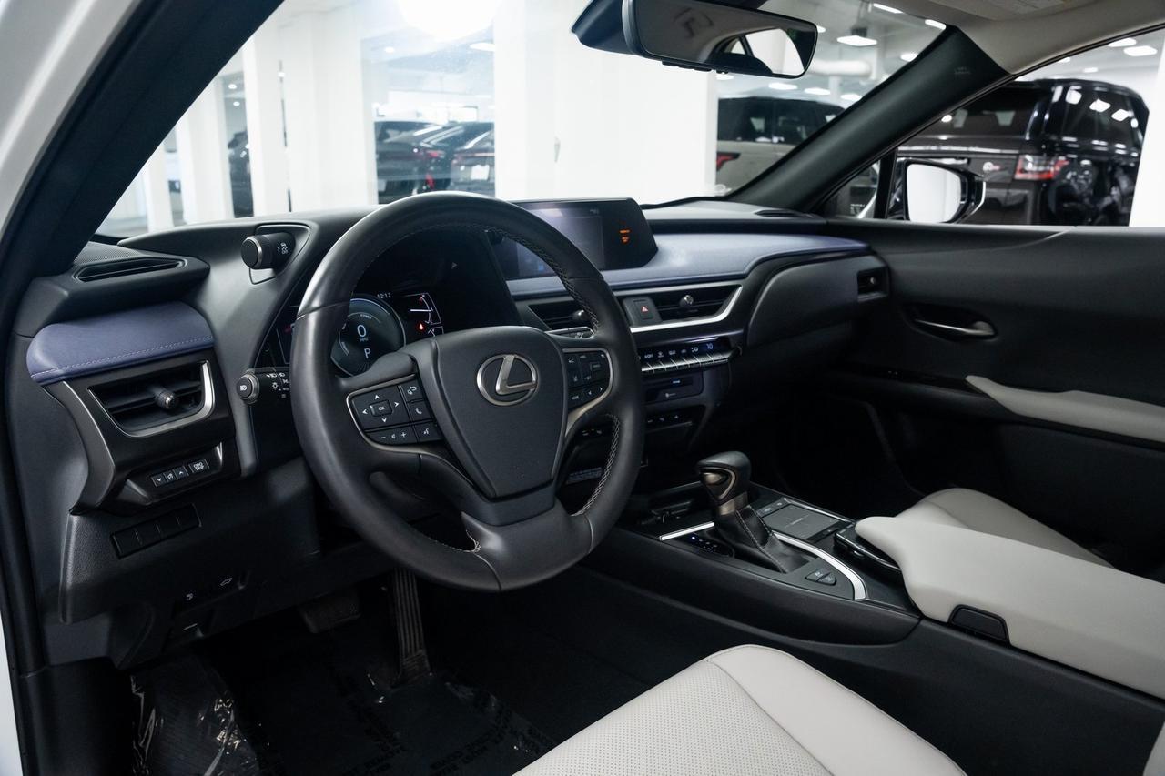 2022 Lexus UX 250h Base Vented Seats Premium Package Portland OR