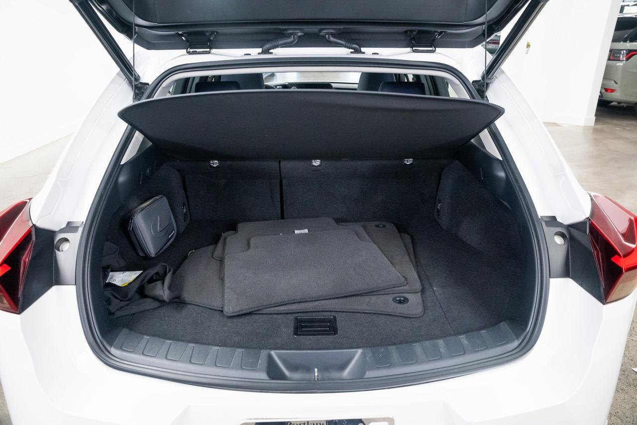 2022 Lexus UX 250h Base Vented Seats Premium Package Portland OR