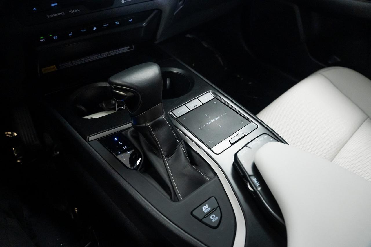 2022 Lexus UX 250h Base Vented Seats Premium Package Portland OR