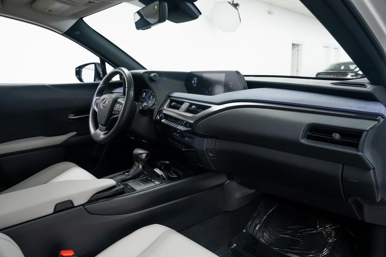 2022 Lexus UX 250h Base Vented Seats Premium Package Portland OR