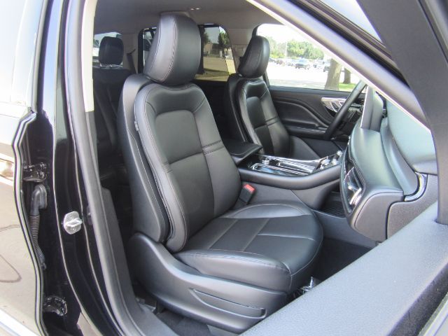 2022 Lincoln Aviator photo 16