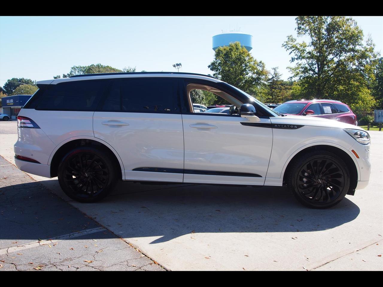 2022 Lincoln Aviator Reserve