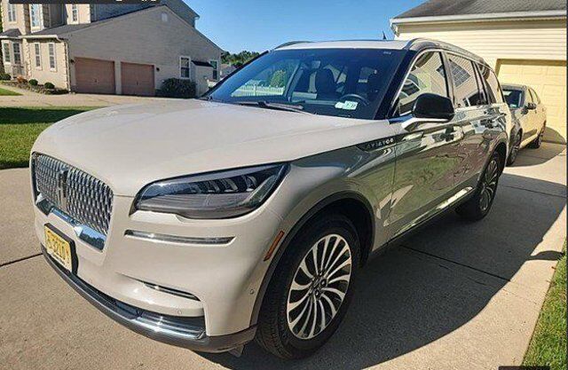 2022 Lincoln Aviator Reserve