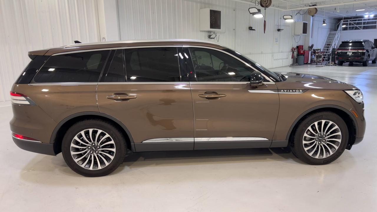 2022 Lincoln Aviator Reserve