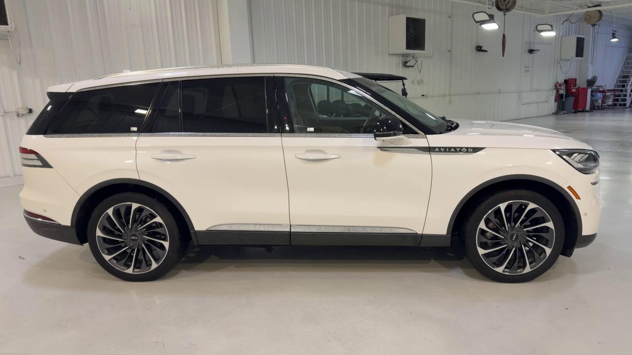 2022 Lincoln Aviator Reserve