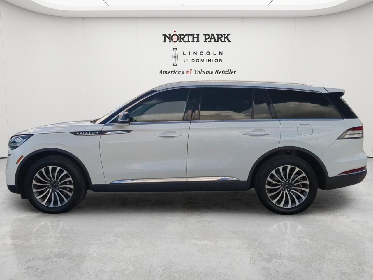 2022 Lincoln Aviator Standard