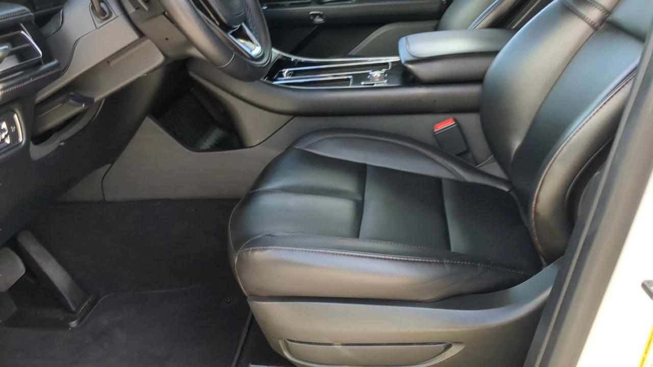 2022 Lincoln Aviator Standard