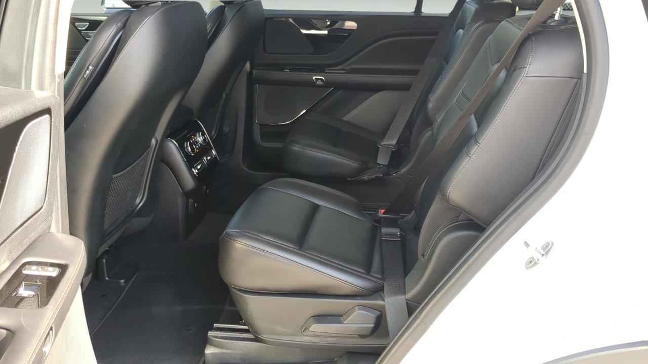 2022 Lincoln Aviator Standard
