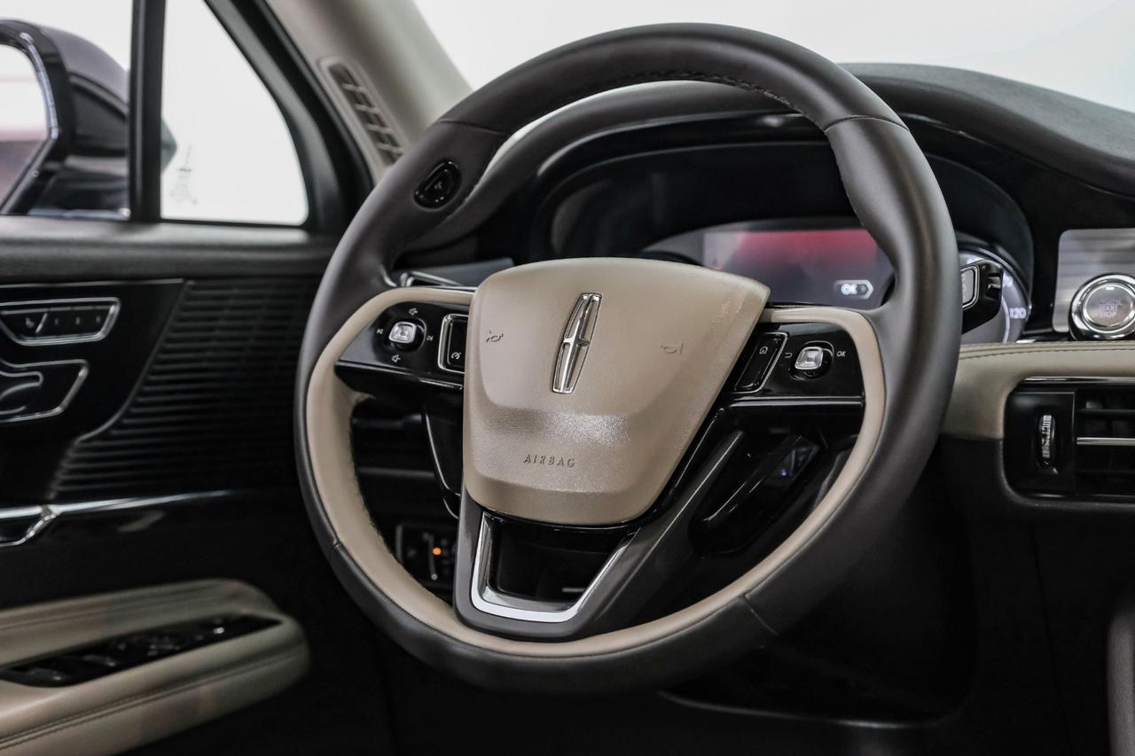 2022 Lincoln Corsair STANDARD BLIND SPOT ASSIST LANE KEEP ASSIST LEATHER HEATED SEATS Carrollton TX