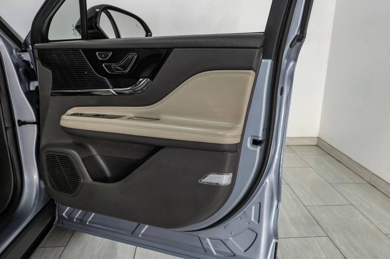 2022 Lincoln Corsair STANDARD BLIND SPOT ASSIST LANE KEEP ASSIST LEATHER HEATED SEATS Carrollton TX