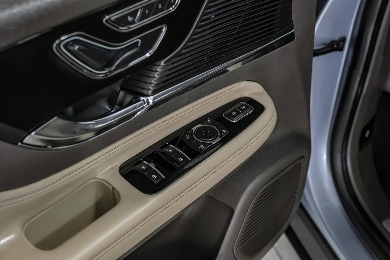 2022 Lincoln Corsair STANDARD BLIND SPOT ASSIST LANE KEEP ASSIST LEATHER HEATED SEATS Carrollton TX