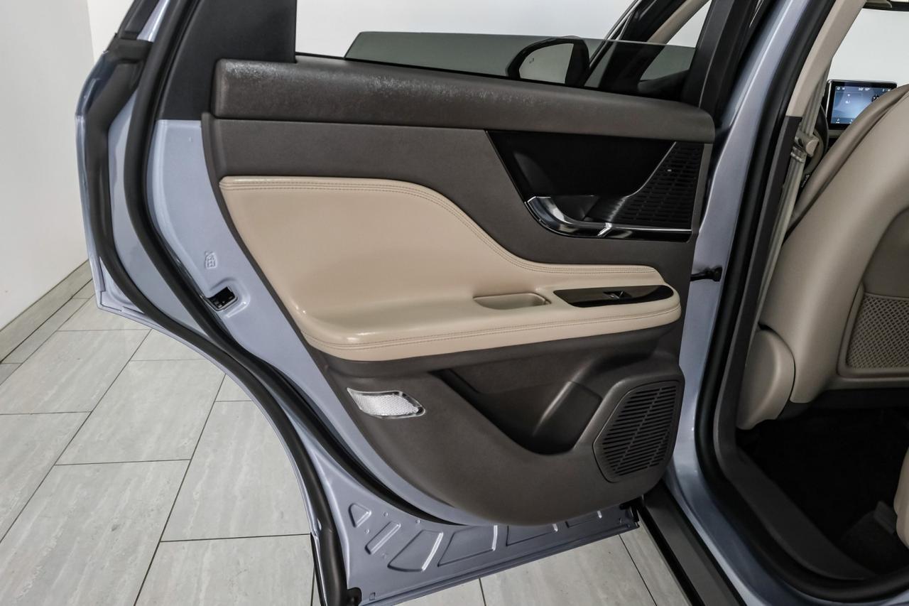 2022 Lincoln Corsair STANDARD BLIND SPOT ASSIST LANE KEEP ASSIST LEATHER HEATED SEATS Carrollton TX