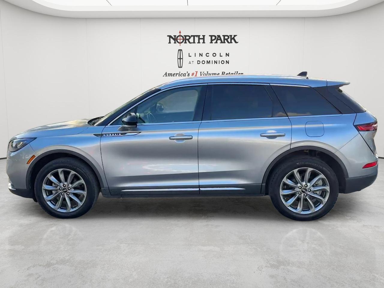 2022 Lincoln Corsair Standard