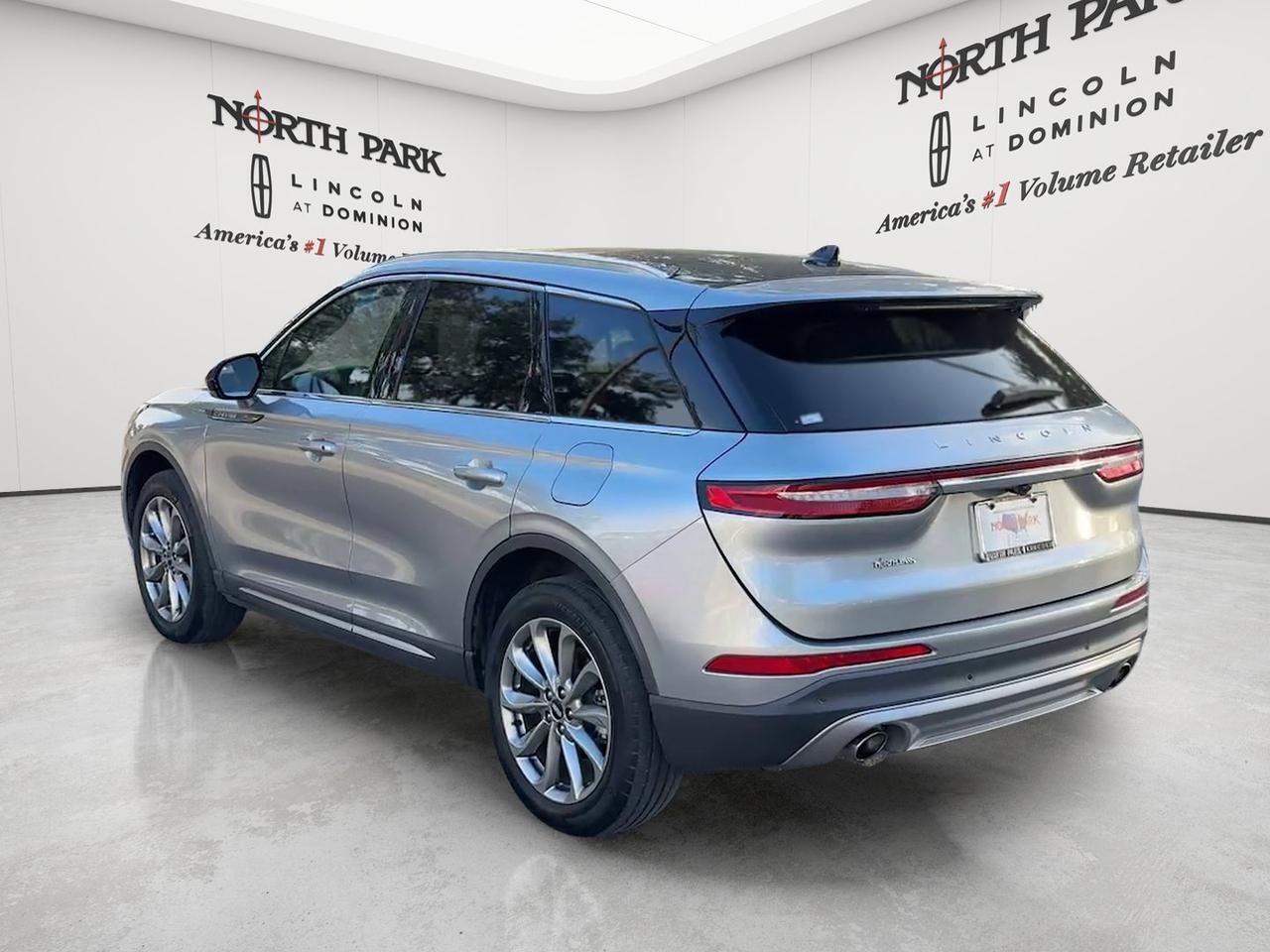 2022 Lincoln Corsair Standard