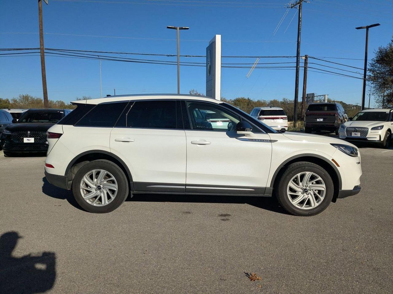 2022 Lincoln Corsair Standard