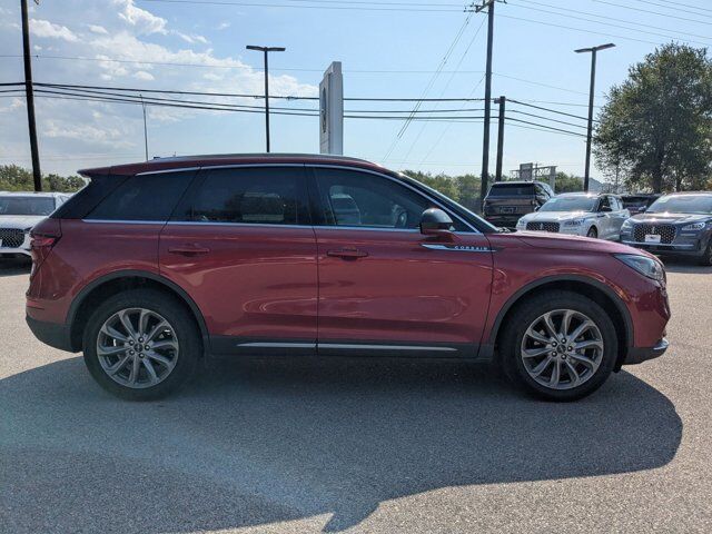 2022 Lincoln Corsair Standard