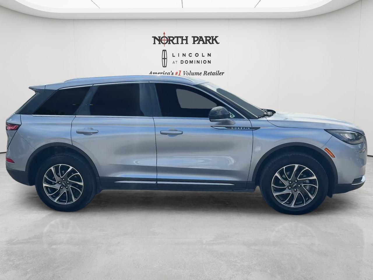 2022 Lincoln Corsair Standard