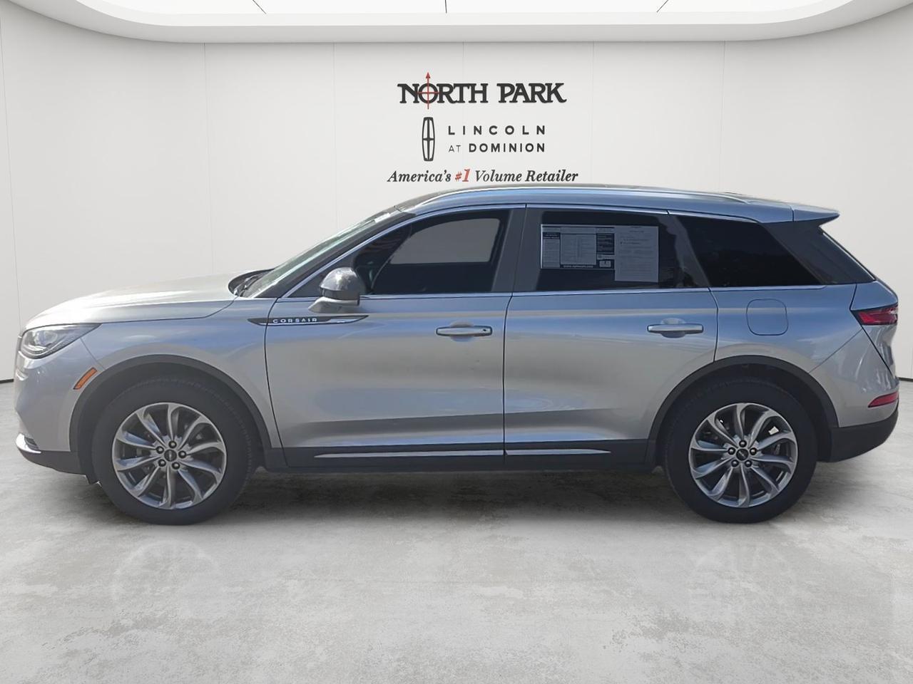 2022 Lincoln Corsair Standard