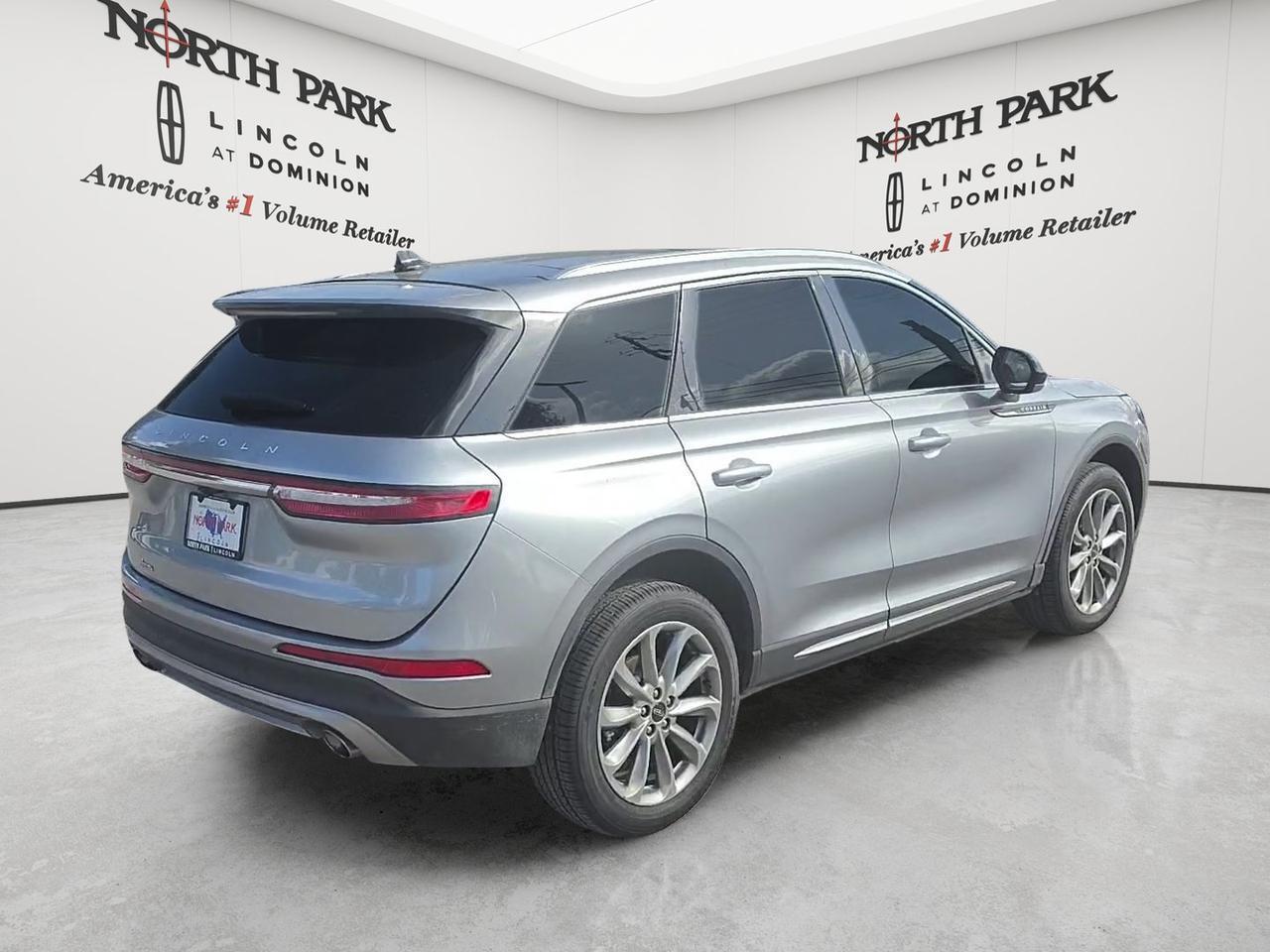 2022 Lincoln Corsair Standard