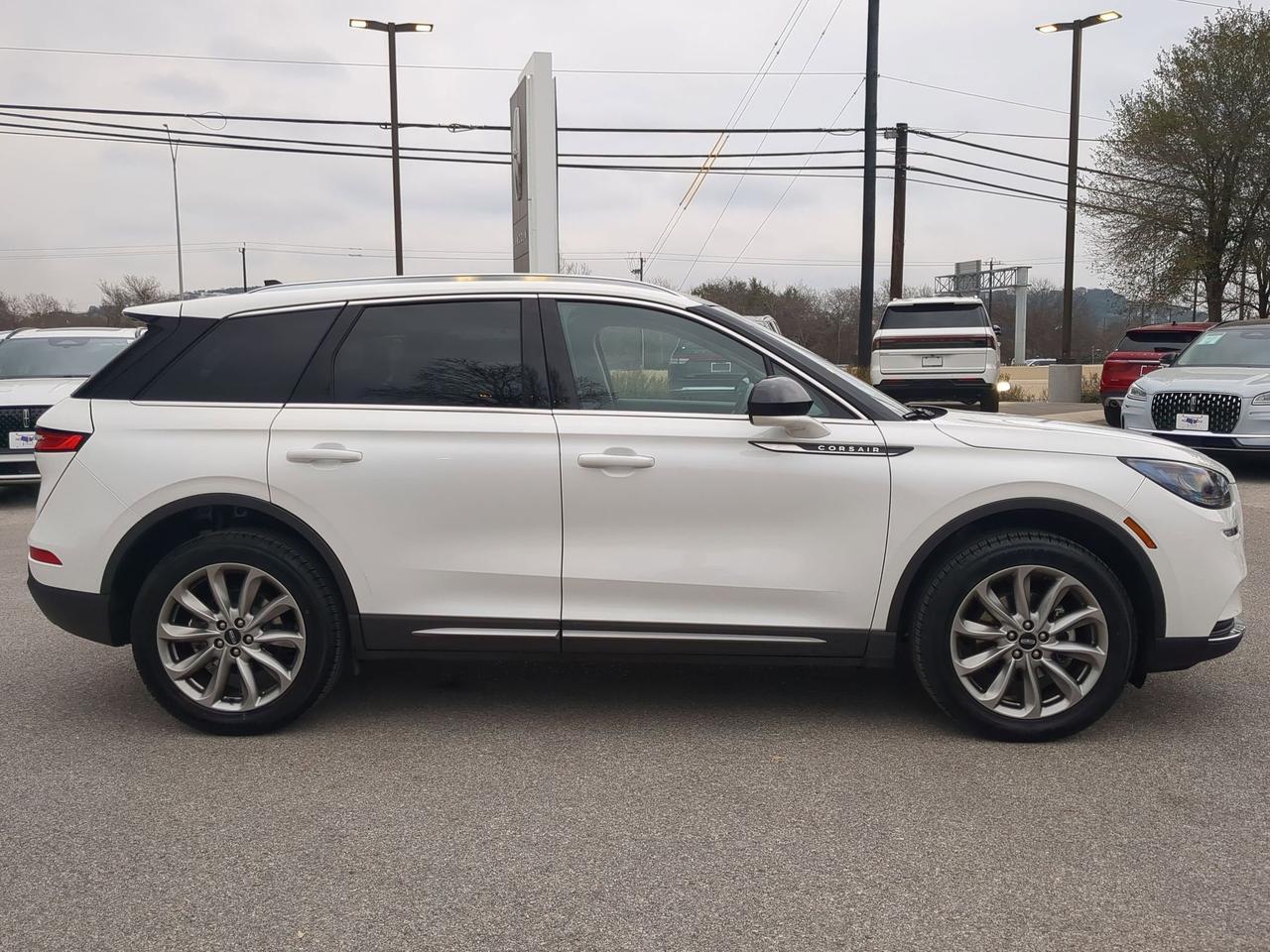 2022 Lincoln Corsair Standard