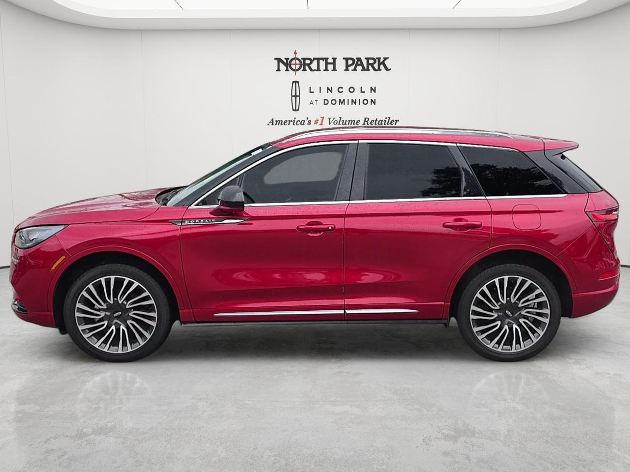 2022 Lincoln Corsair Standard