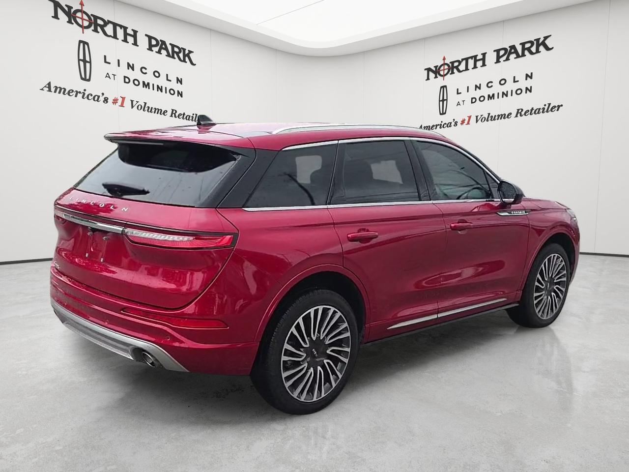 2022 Lincoln Corsair Standard