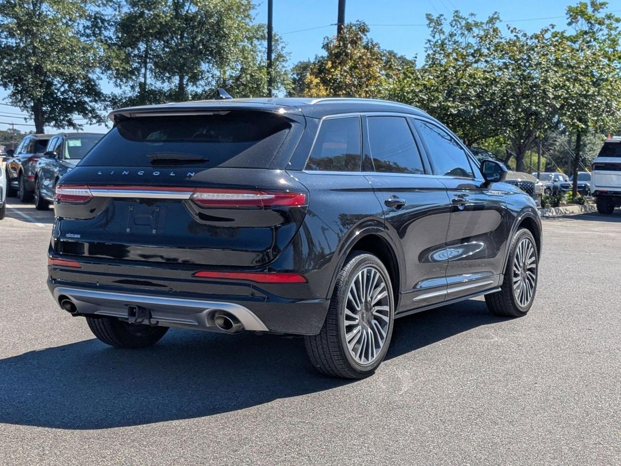 2022 Lincoln Corsair Standard
