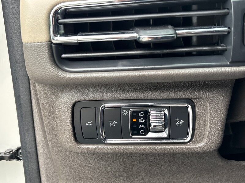 2022 Lincoln Corsair Standard Seffner FL