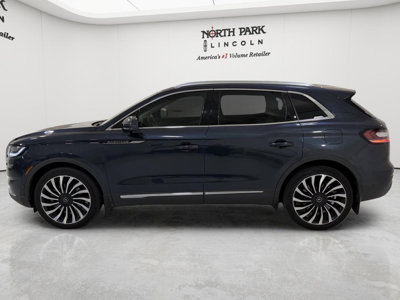 2022 Lincoln Nautilus Black Label