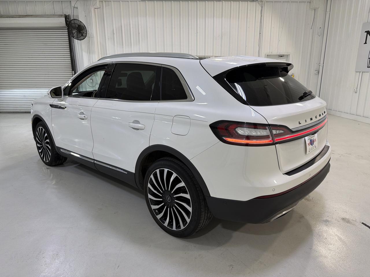 2022 Lincoln Nautilus Black Label