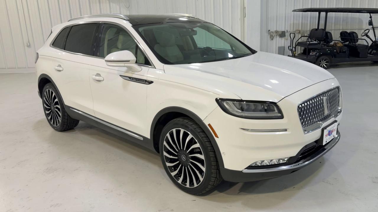 2022 Lincoln Nautilus Black Label