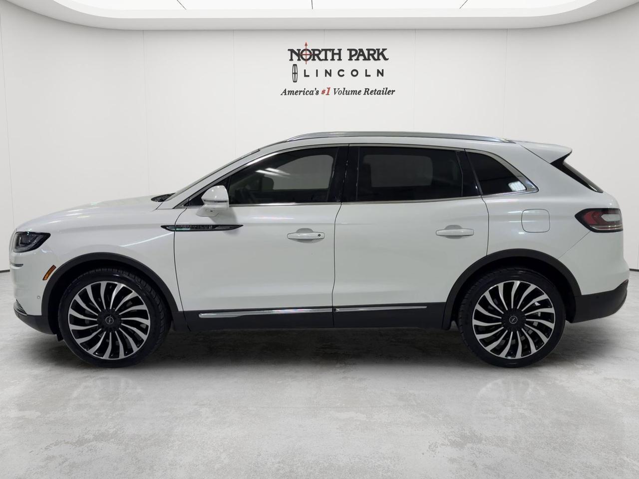 2022 Lincoln Nautilus Black Label