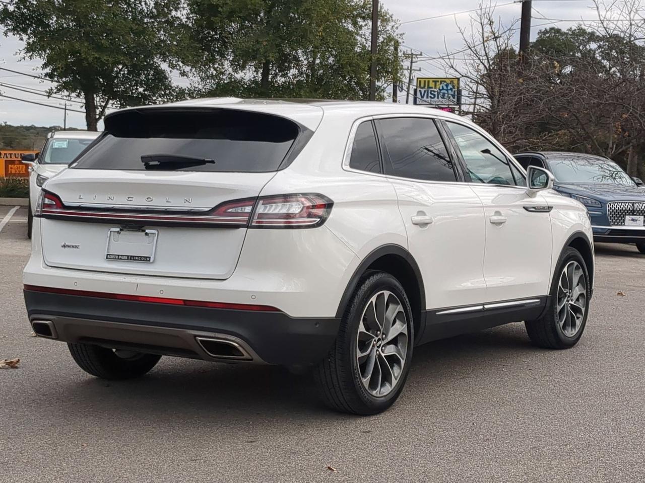 2022 Lincoln Nautilus Reserve