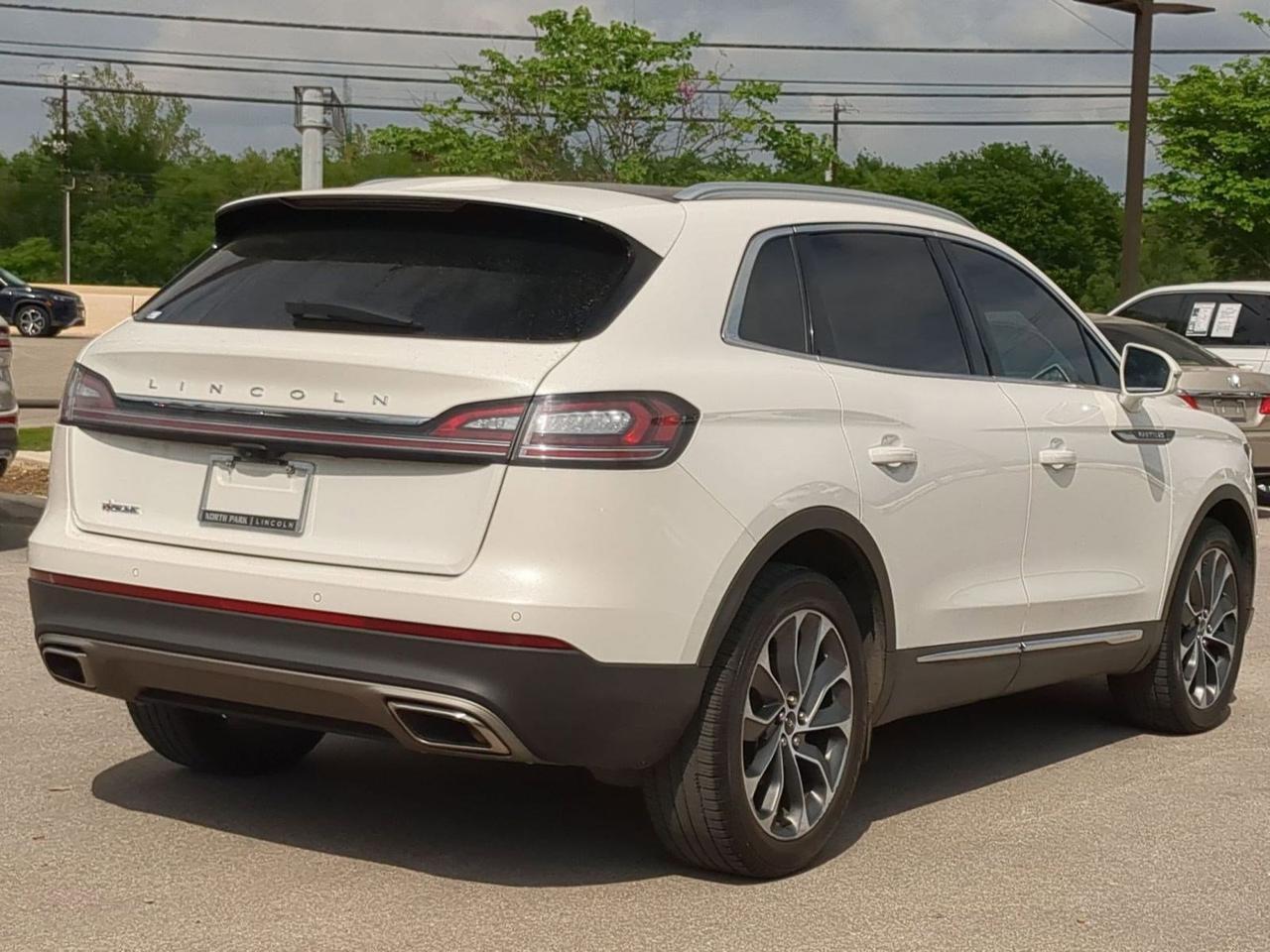 2022 Lincoln Nautilus Reserve