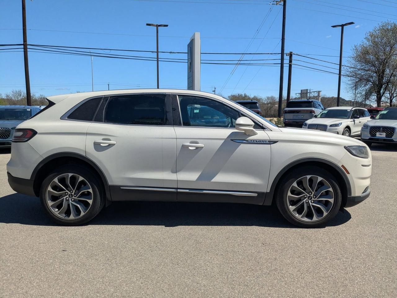 2022 Lincoln Nautilus Reserve