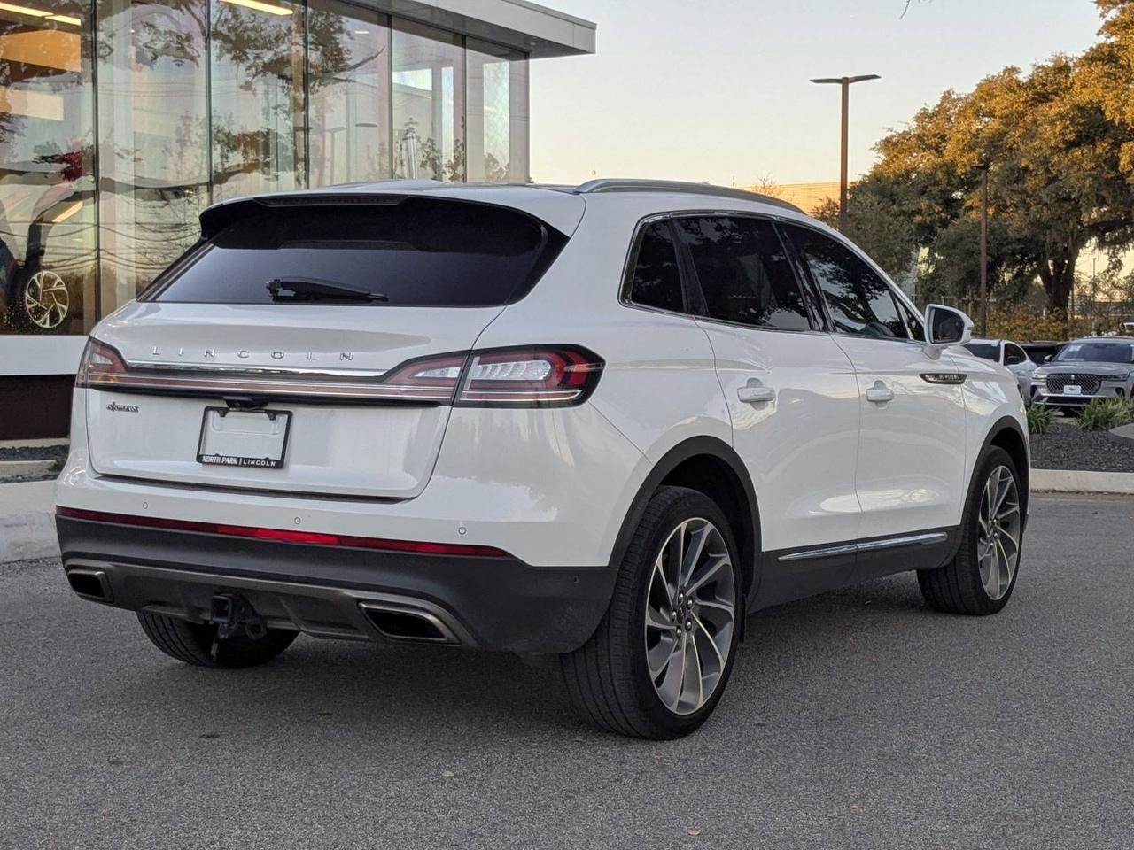 2022 Lincoln Nautilus Reserve