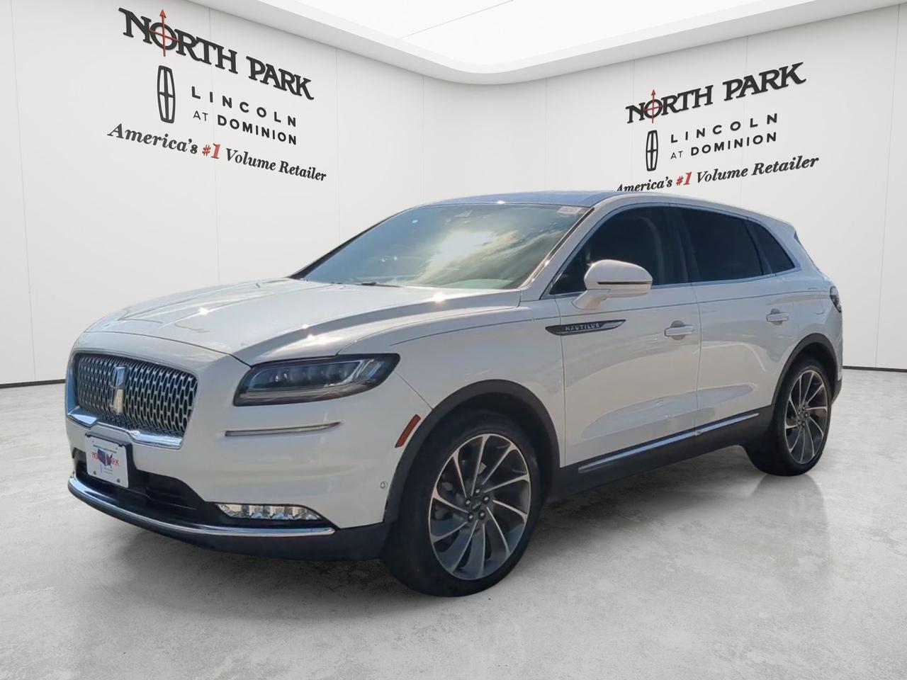 2022 Lincoln Nautilus Reserve