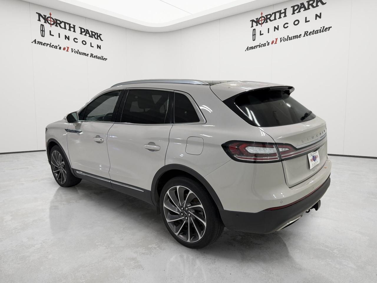 2022 Lincoln Nautilus Reserve