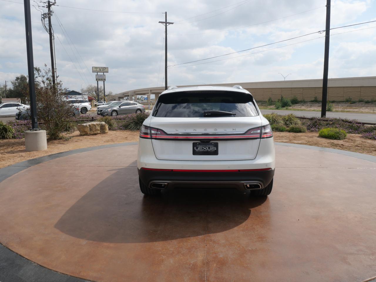 2022 Lincoln Nautilus Reserve