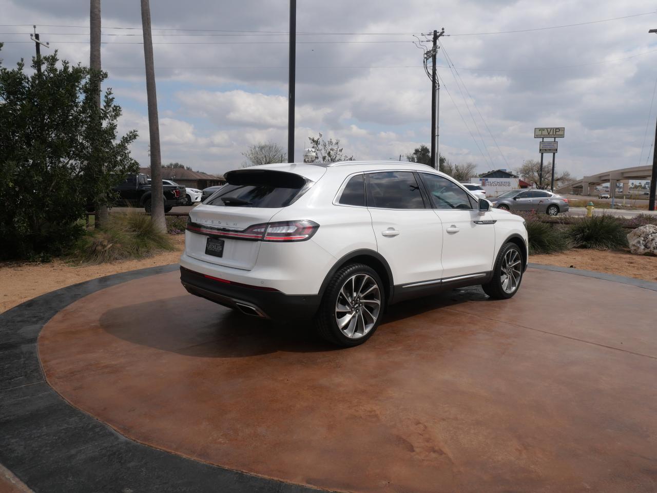 2022 Lincoln Nautilus Reserve