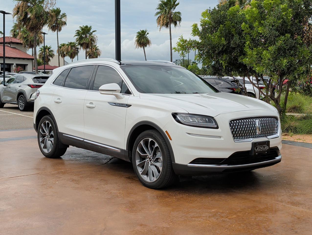 2022 Lincoln Nautilus Reserve