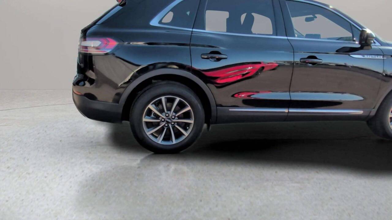 2022 Lincoln Nautilus Standard 4dr SUV Chesterfield MI