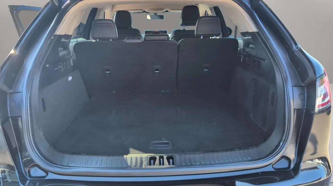 2022 Lincoln Nautilus Standard 4dr SUV Chesterfield MI
