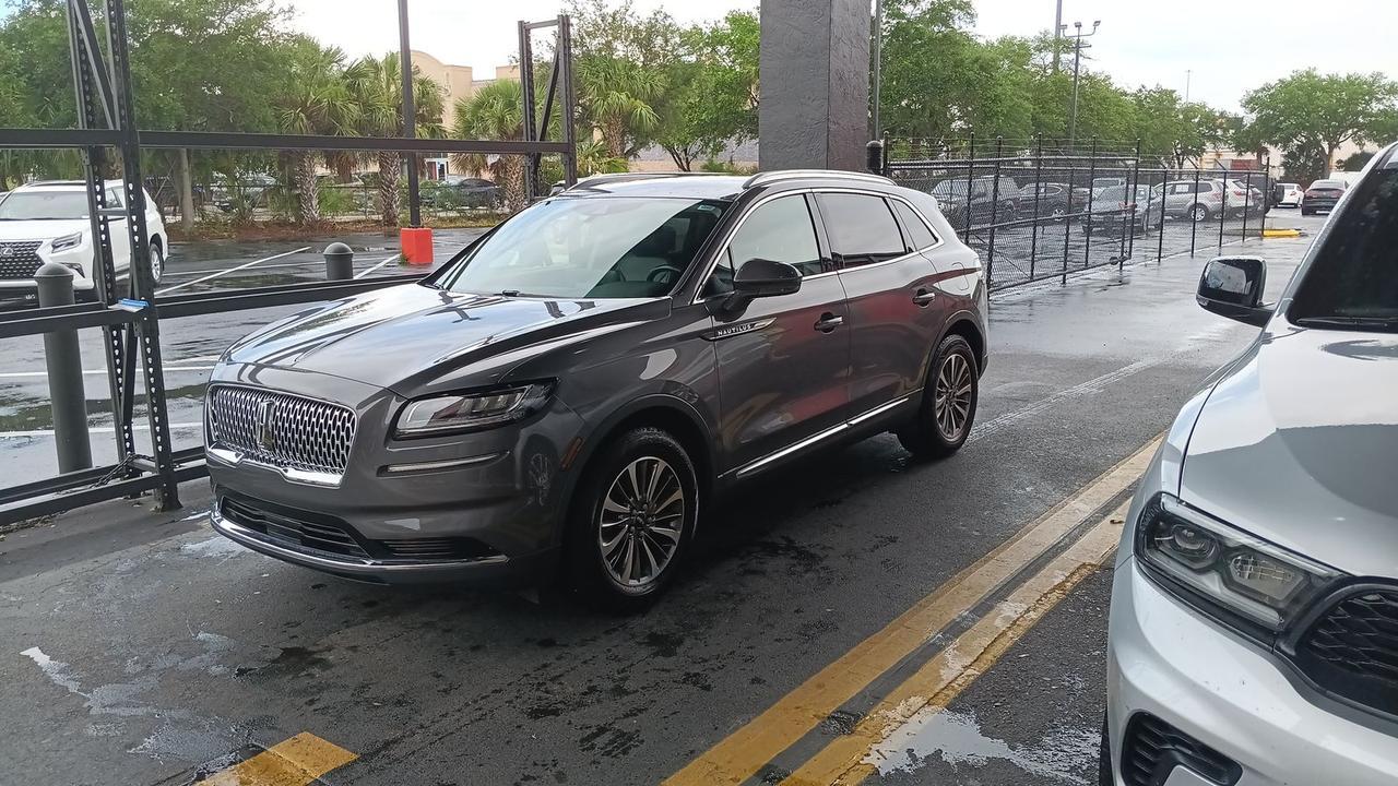 2022 Lincoln Nautilus Standard